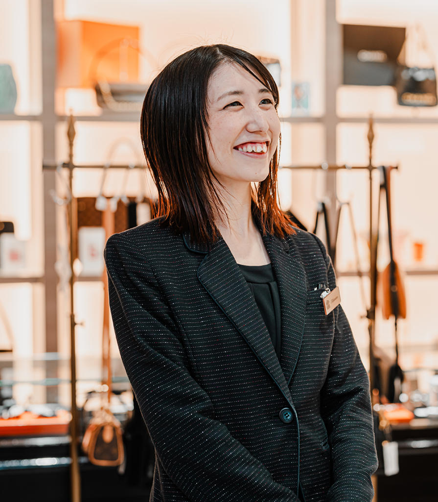 R.Tさん(入社6年目/販売担当)